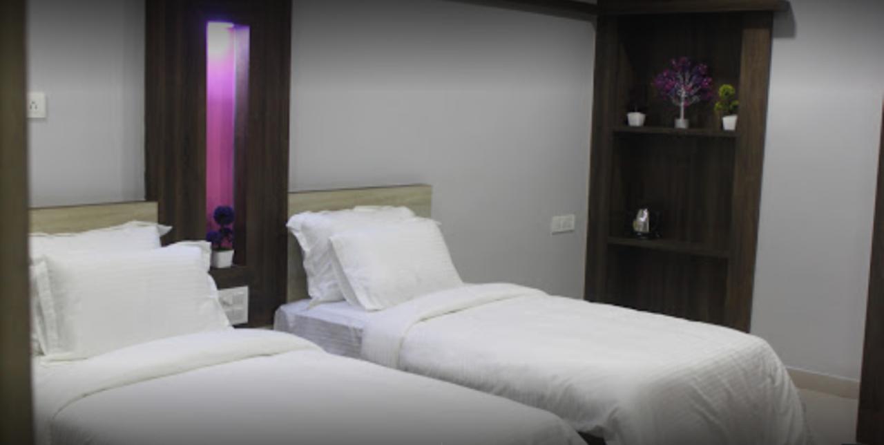 Hotel Garv Residencia Gaya Exterior photo